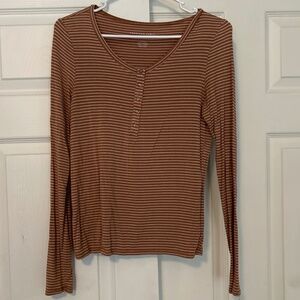 American Eagle Mustard Striped Long Sleeve Small